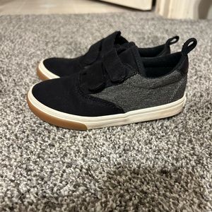 Toddler boy size 9 shoes
